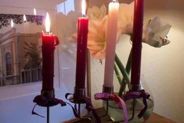 ‘De moed het licht te laten dagen’                     Advent en Kerst 2025